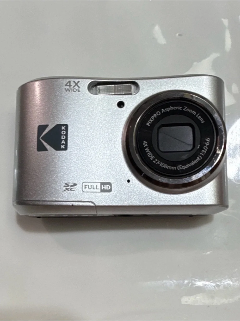 Kodak Silver Compact Digital Camera with 4X Wide Lens